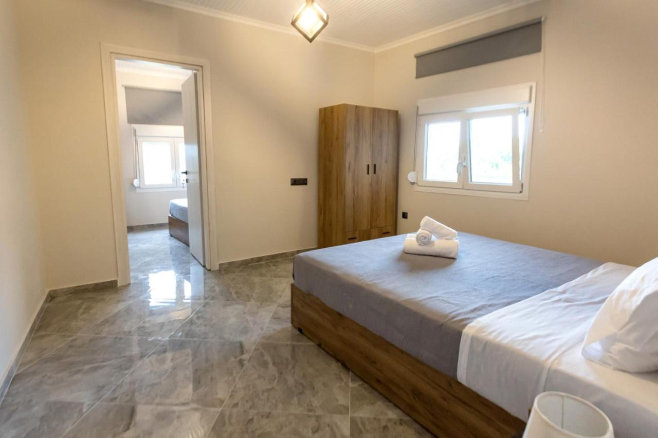 K&M Villas Nea Kallikrateia Exteriér fotografie