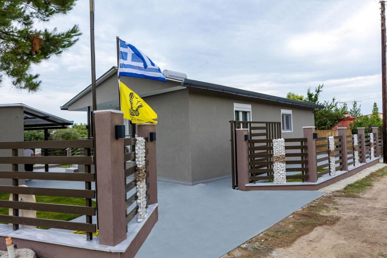 K&M Villas Nea Kallikrateia Exteriér fotografie