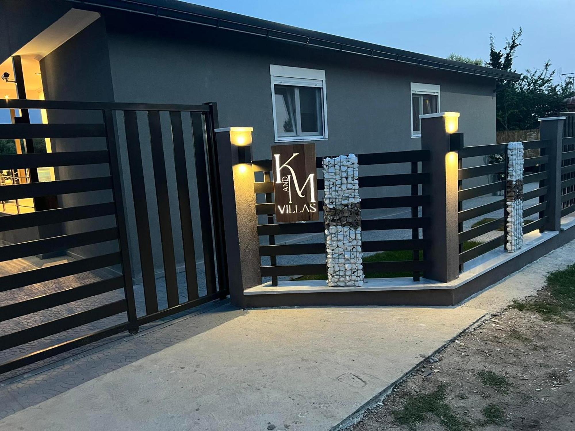 K&M Villas Nea Kallikrateia Exteriér fotografie
