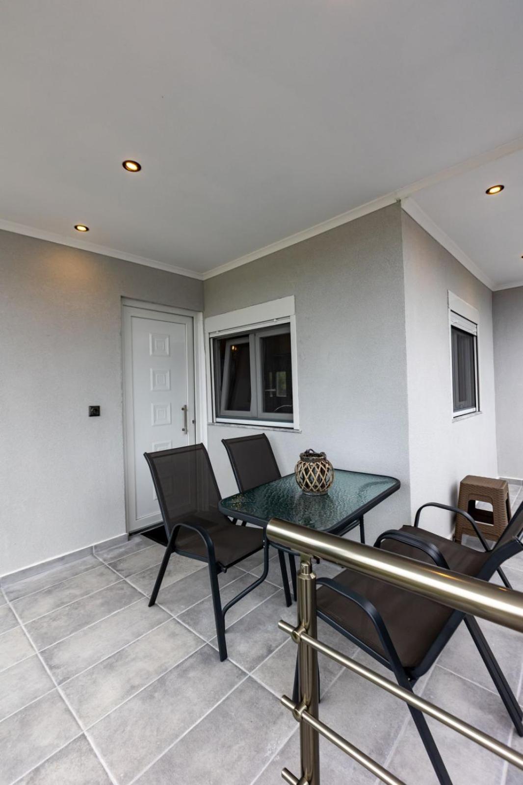 K&M Villas Nea Kallikrateia Exteriér fotografie