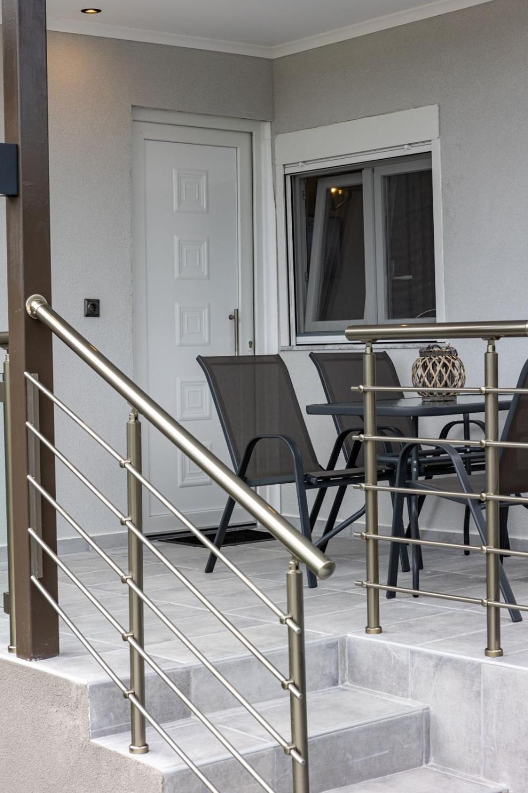 K&M Villas Nea Kallikrateia Exteriér fotografie